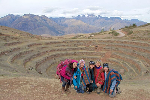 Women hiking in Peru